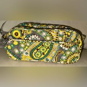 VERA BRADLEY Lemon Parfait Toiletry/Travel Bag
